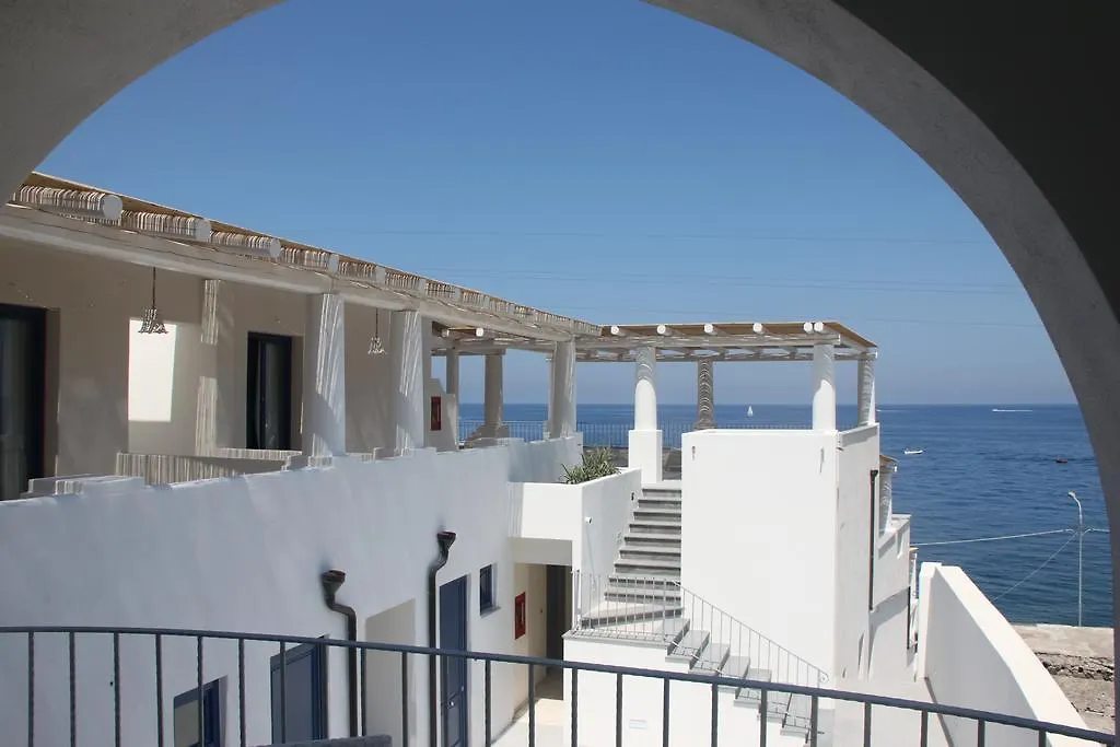 Hotel Cutimare - Aeolian Charme Acquacalda 4*,  Italia