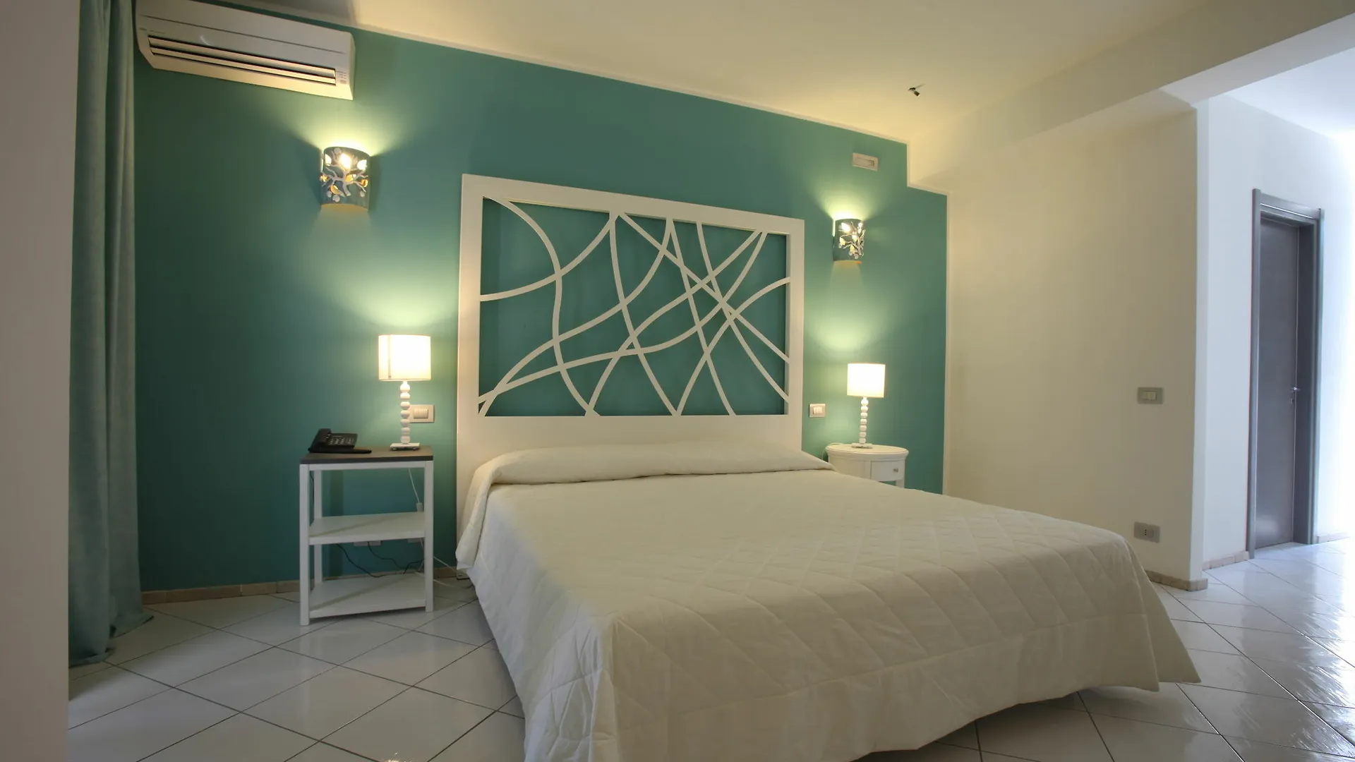 Hotel Cutimare - Aeolian Charme Acquacalda