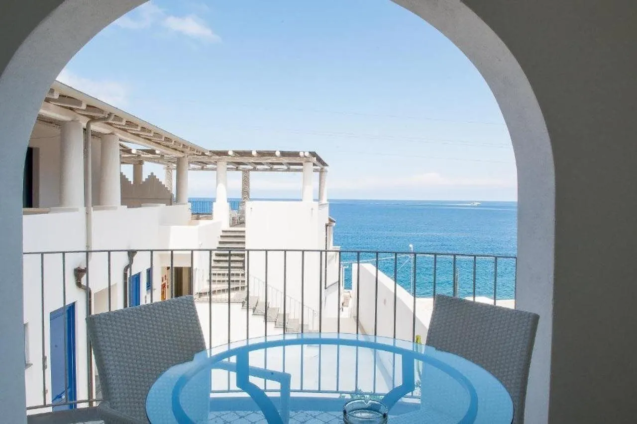 Hotel Cutimare - Aeolian Charme Acquacalda 4*,  Italia